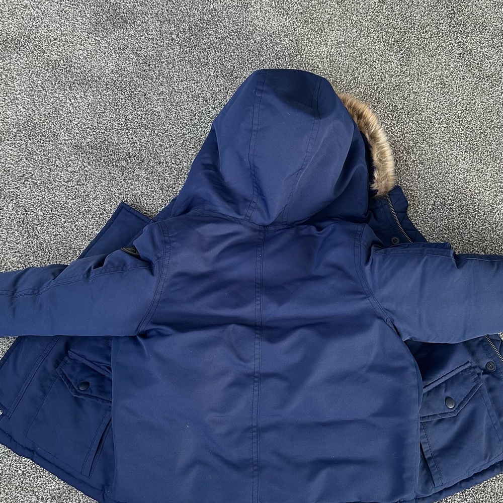 Polo by Ralph Lauren Blue Puffer Jacket with Faux Fur Hood - Picture 3 of 7